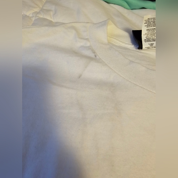 Skater Shirt - Picture 2 of 3